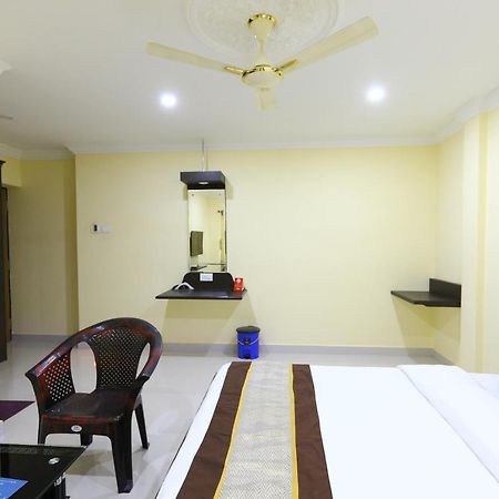 Hotel Salbala - Near Airport Chennai Exteriör bild